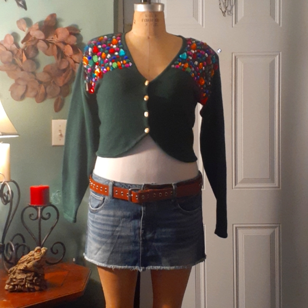 Le Club vintage women's long sleeve crop sweater
